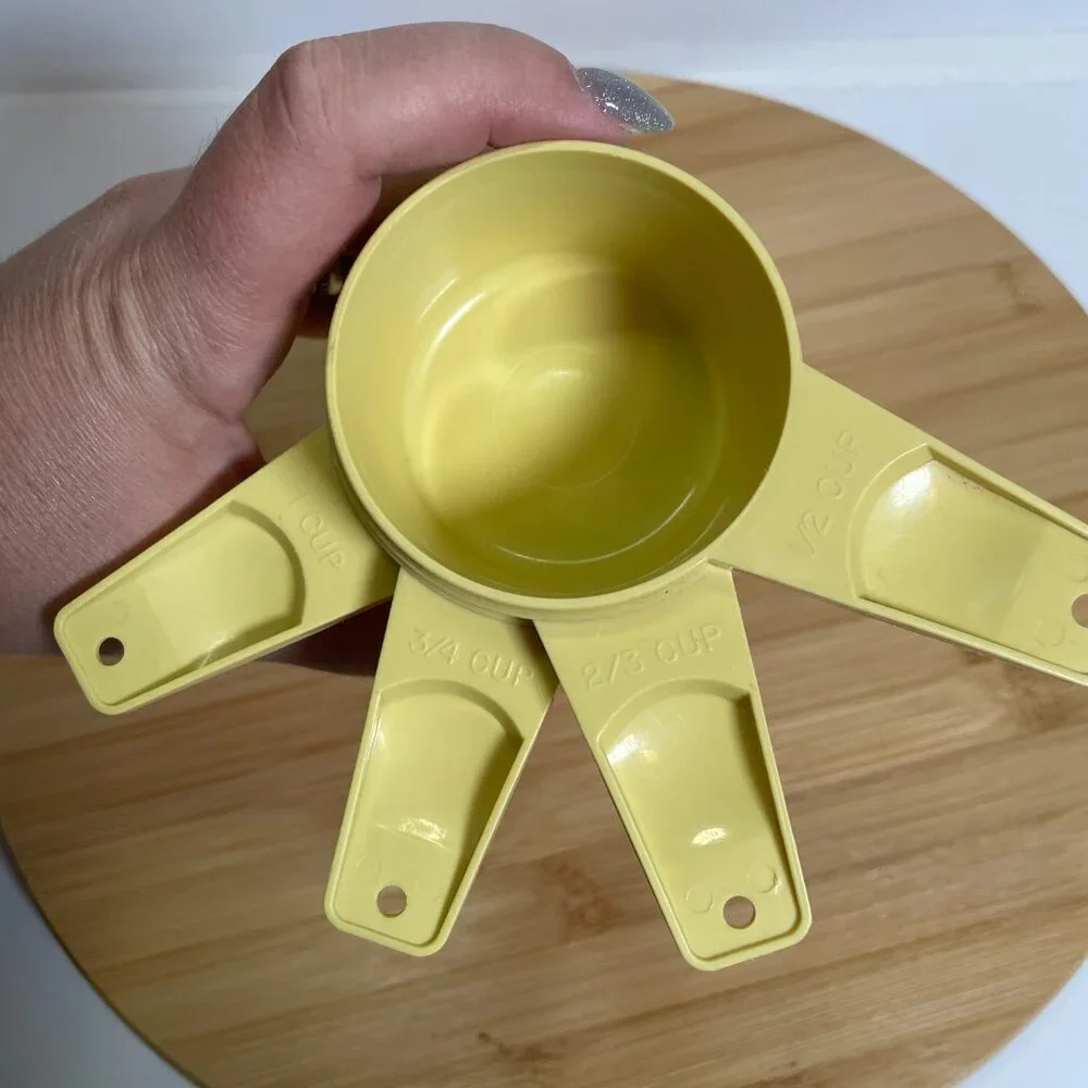 Vintage Tupperware Yellow Measuring Cup Set Plastic Baking Cooking